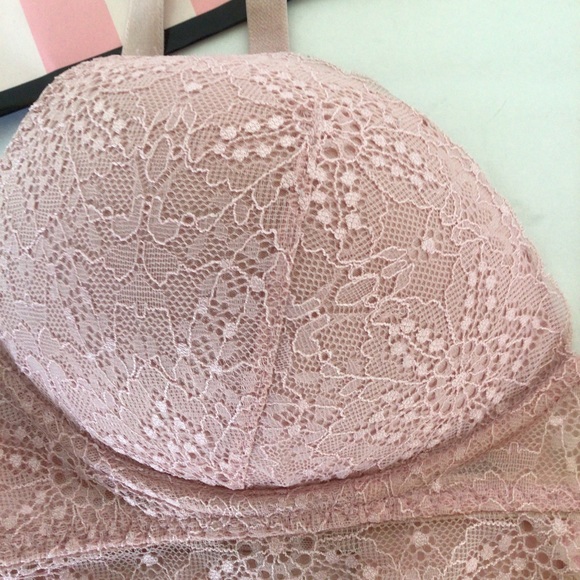 PINK VICTORIAS SECRET LACE WIRELESS PUSH UP BRA SIZE MEDIUM - Picture 7 of 16